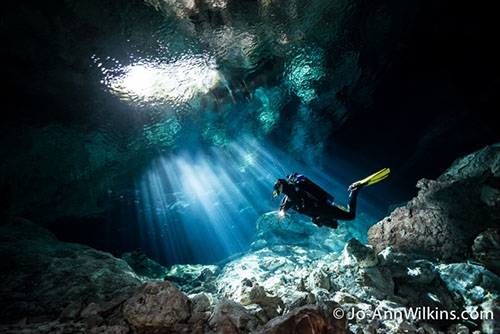 cavern scuba diver