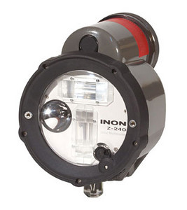underwater strobe flash