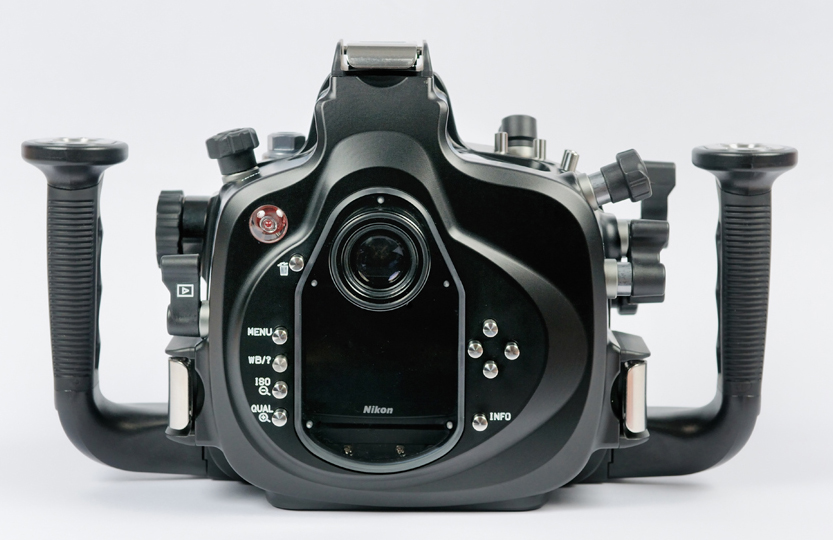 Nauticam D90 Underwater Housing ReviewUnderwater Photography Guide