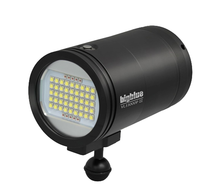 Big Blue 33,000 Lumens Video Light VL33000P-II underwater