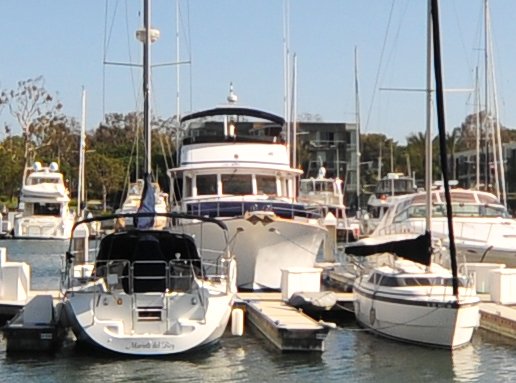 7910 - At 8mm, F5.6, center, 100% crop