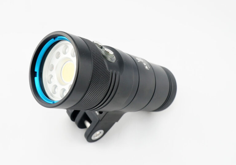 Kraken Hydra 2500 Macro Light Review Top side photo of Kraken Hydra 2500 Macro Video Light
