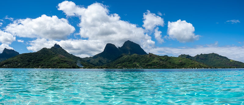 The beautiful island of Moorea, as seen from the lagoon.