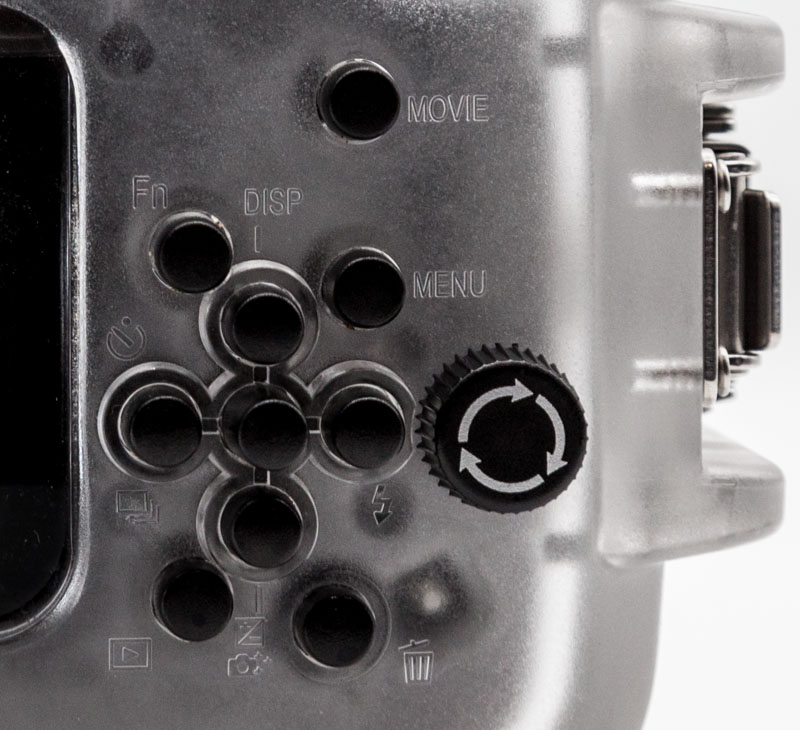 Labeled buttons allow for easy access to camera controls Labeled buttons allow for easy access to camera controls